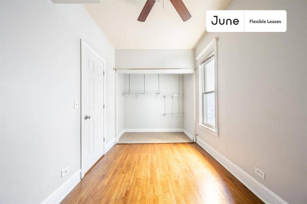 3 BR in Chicago