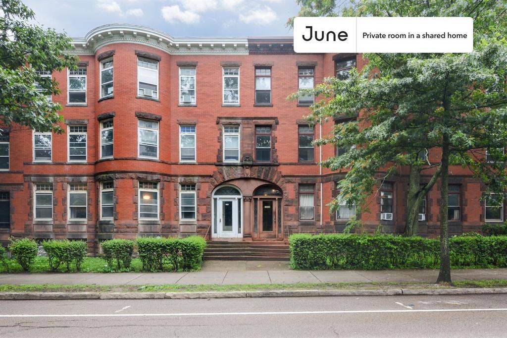 3 BR in Boston