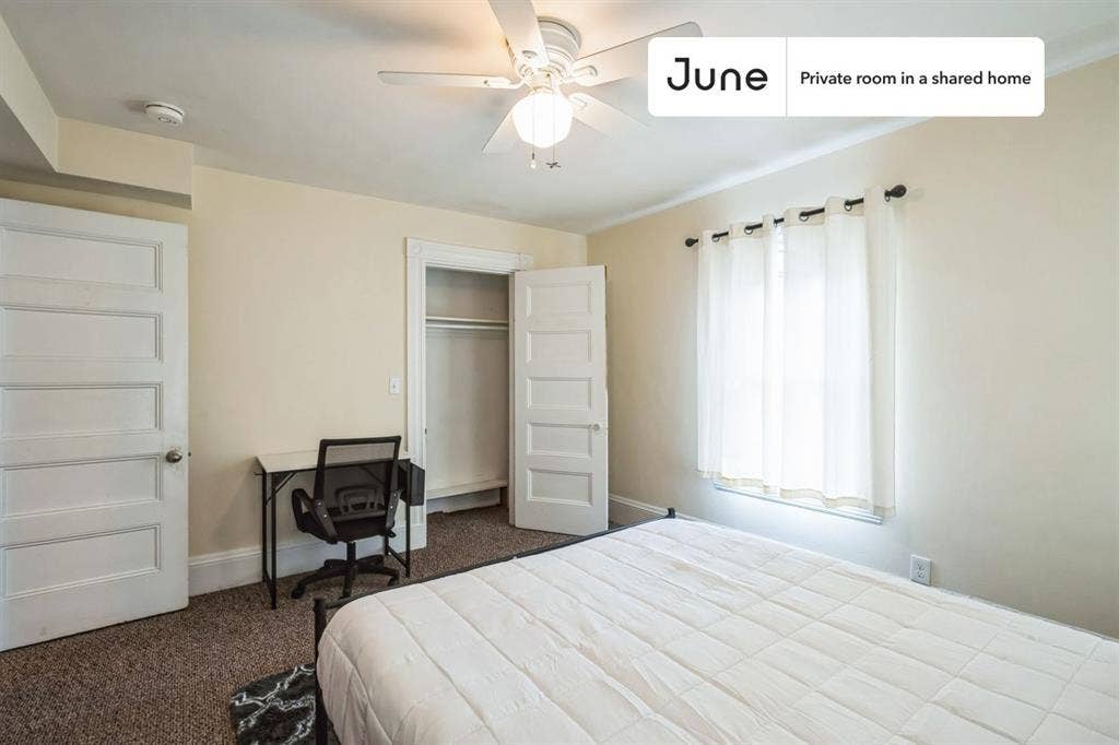 6 BR in Boston