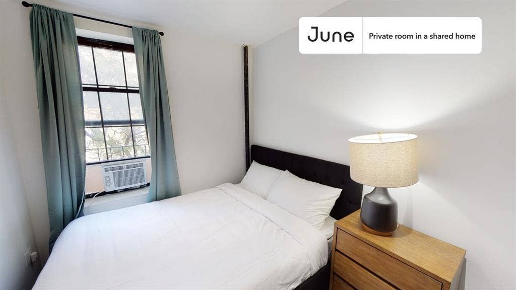 3 BR in New York City
