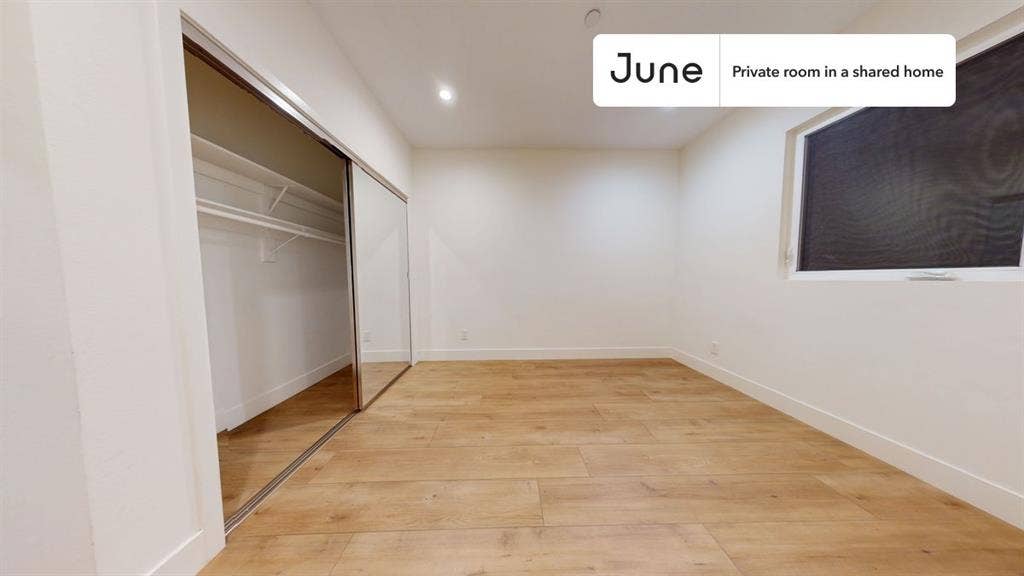 4 BR in Los Angeles