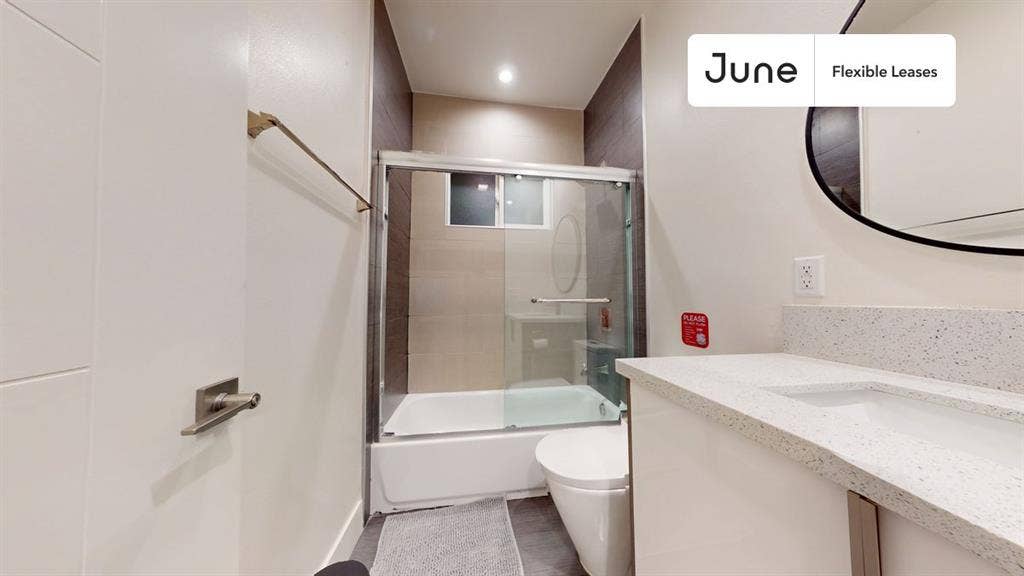 4 BR in Los Angeles