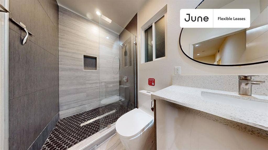 4 BR in Los Angeles