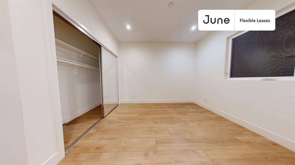 4 BR in Los Angeles