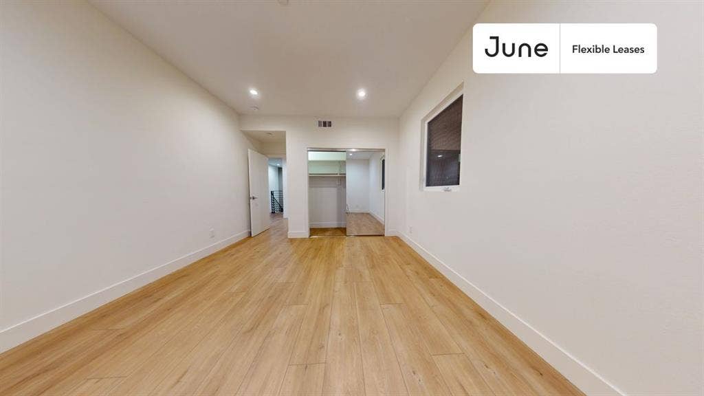 4 BR in Los Angeles
