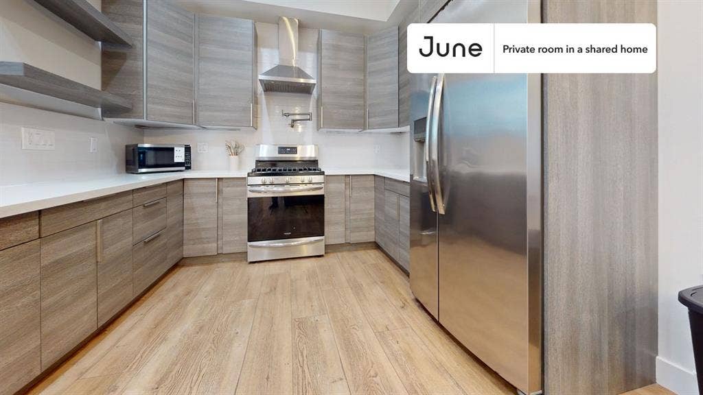 4 BR in Los Angeles