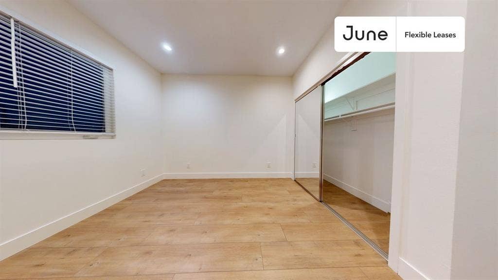 4 BR in Los Angeles