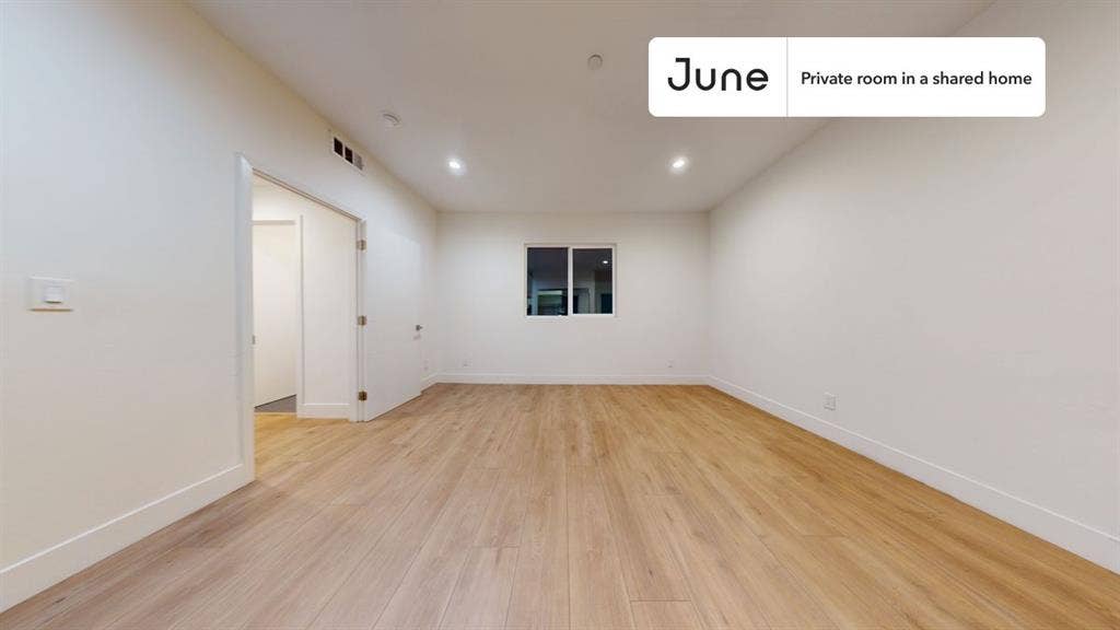 4 BR in Los Angeles