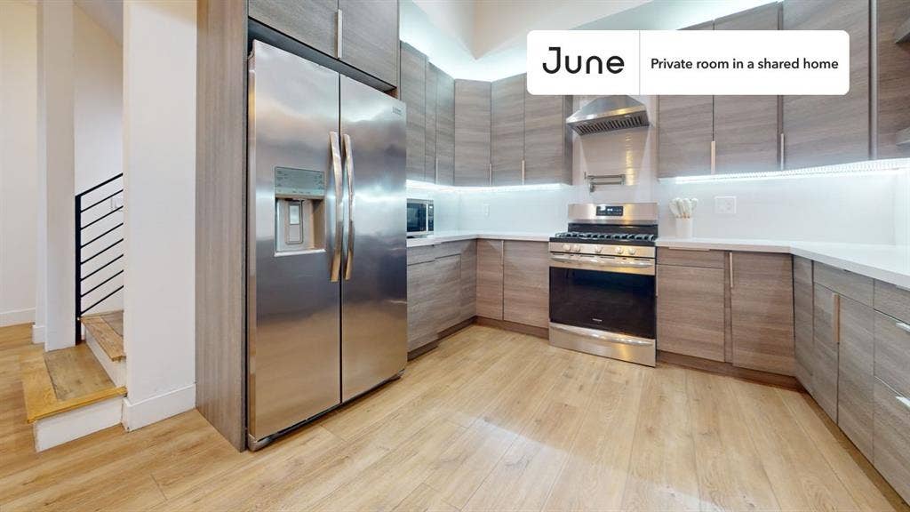 4 BR in Los Angeles
