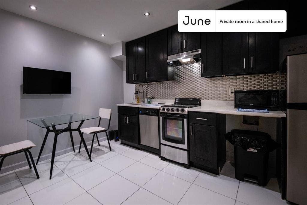 5 BR in New York City