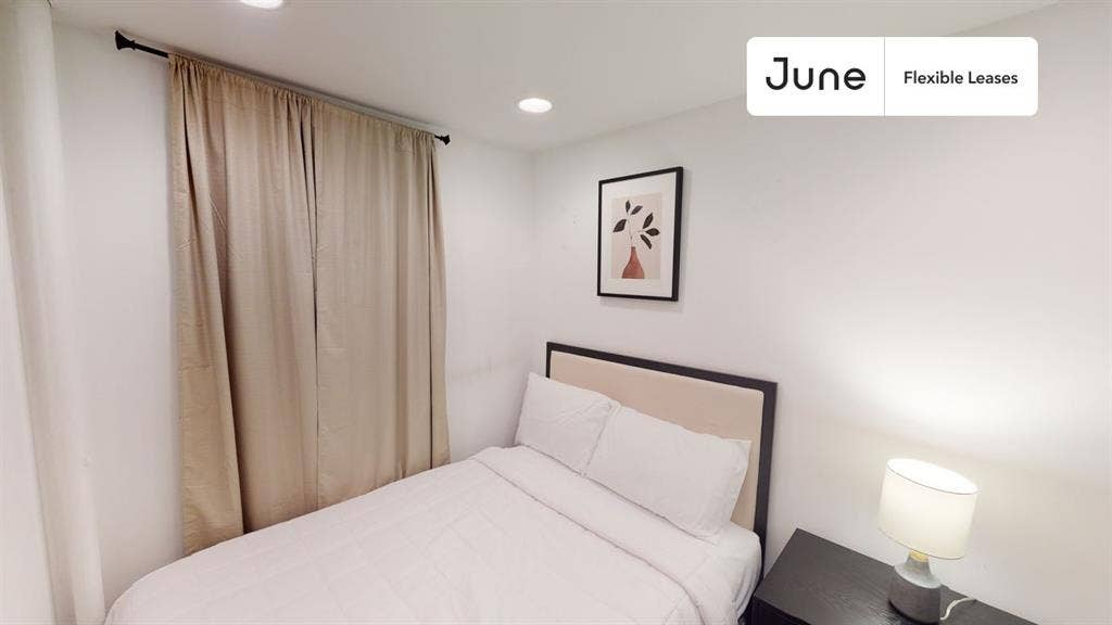 2 BR in New York City
