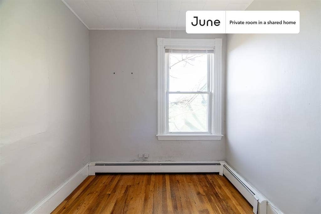 4 BR in Boston