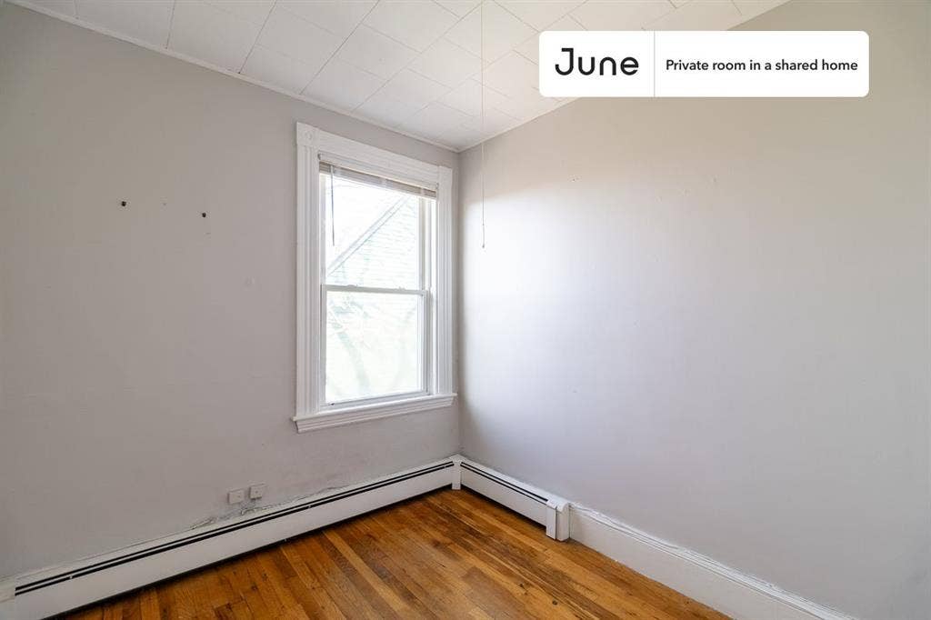 4 BR in Boston