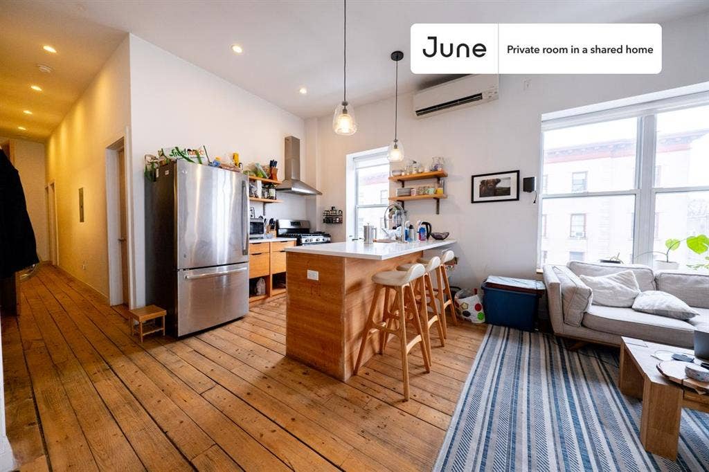 5 BR in New York City