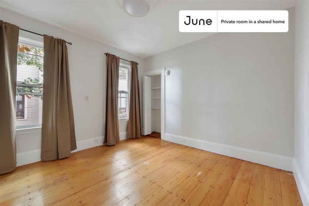 4 BR in Boston
