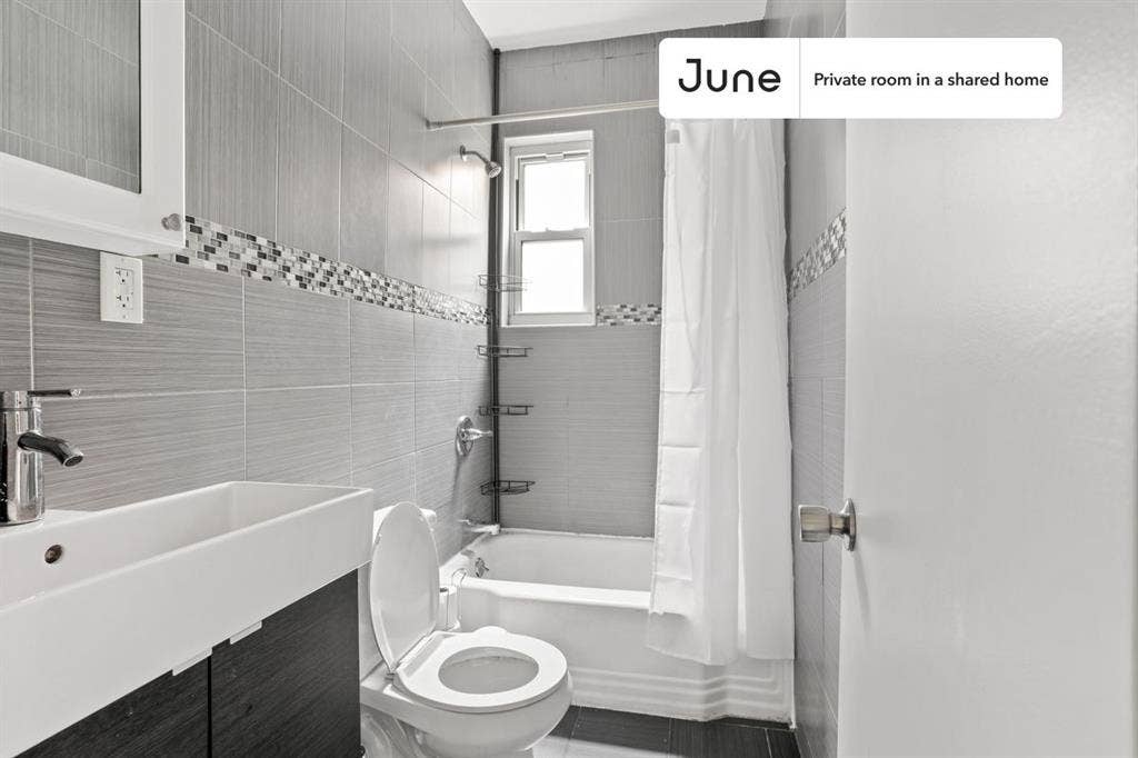 3 BR in New York City
