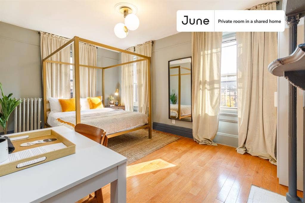 4 BR in New York City