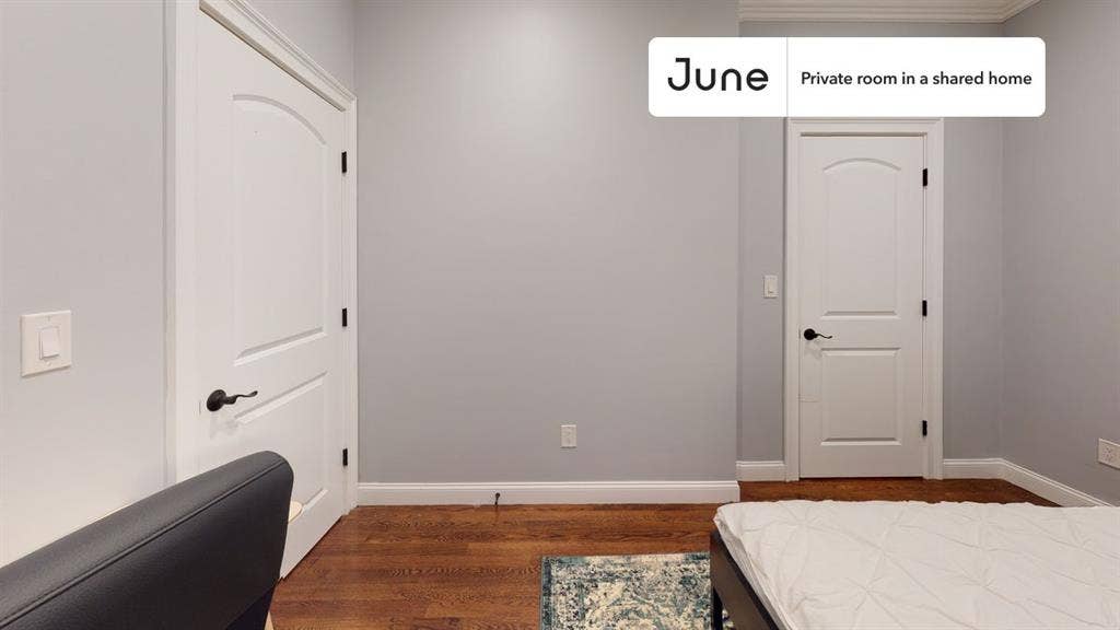 4 BR in Boston