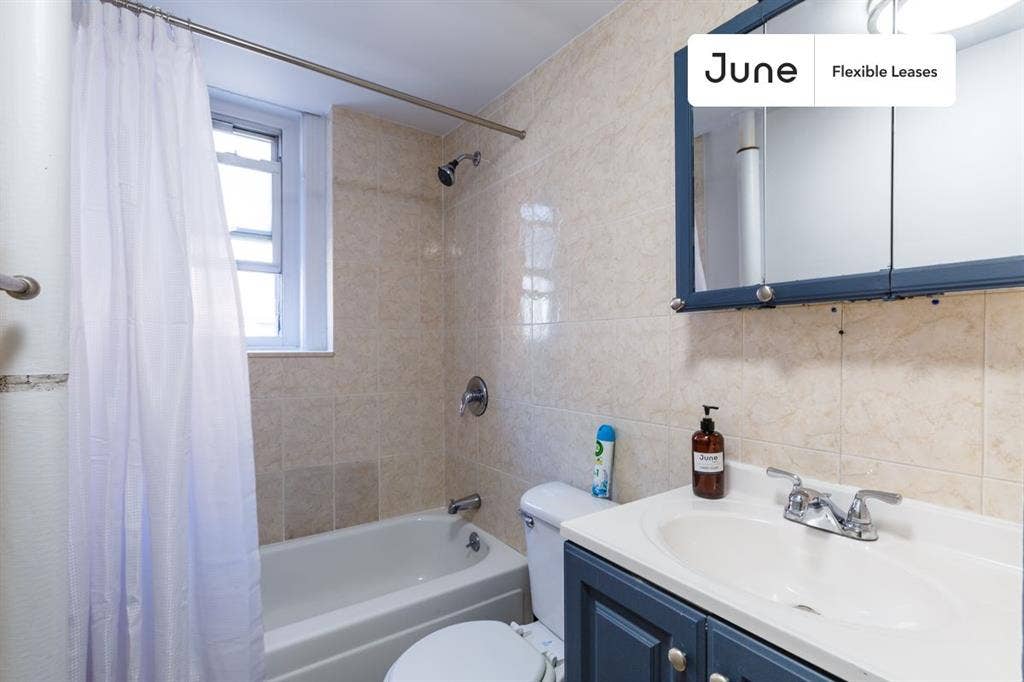 4 BR in New York City