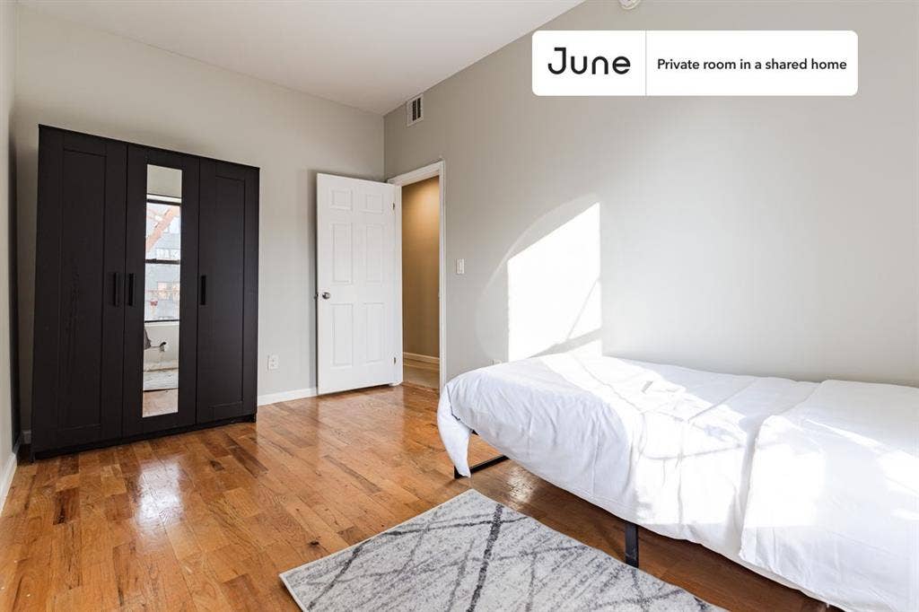 4 BR in New York City