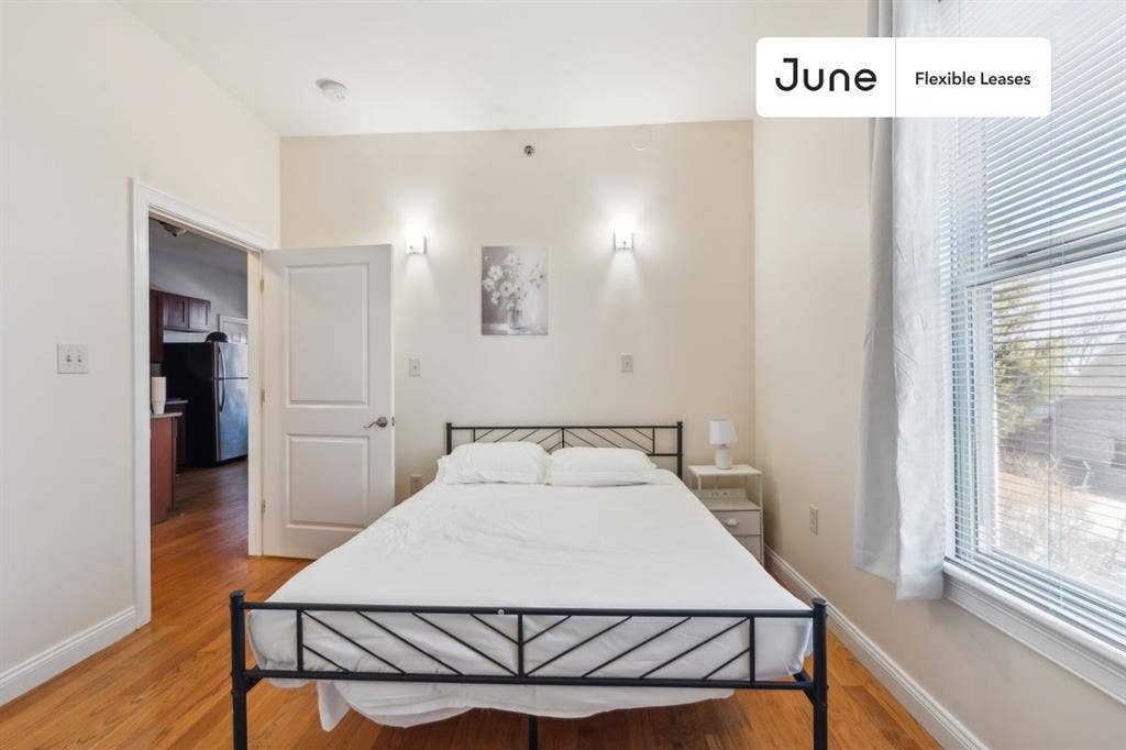 3 BR in Boston