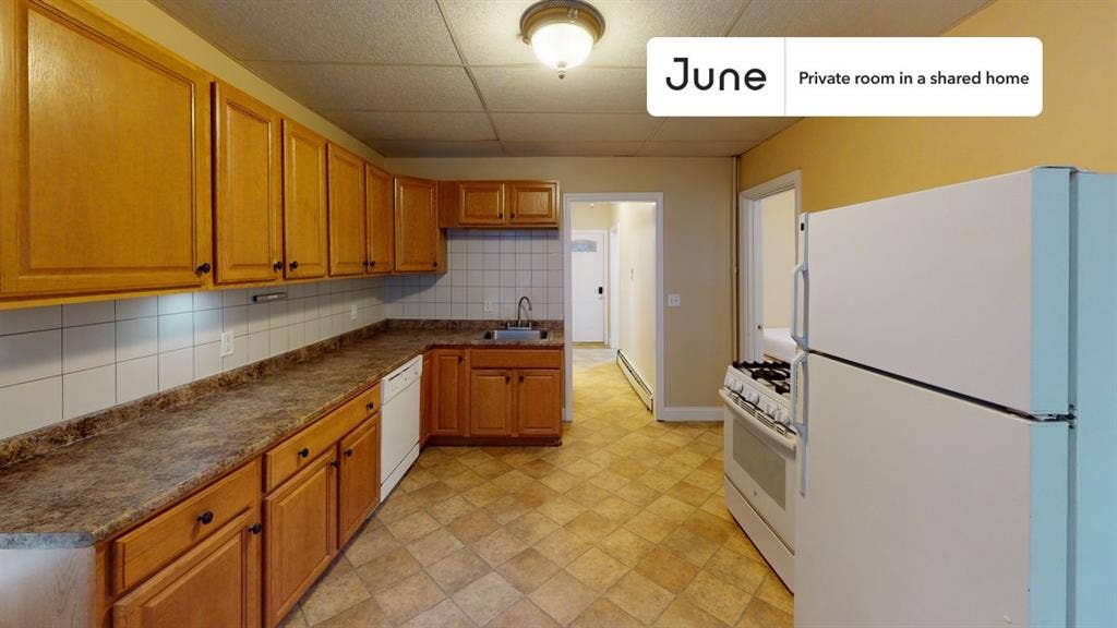 3 BR in Boston