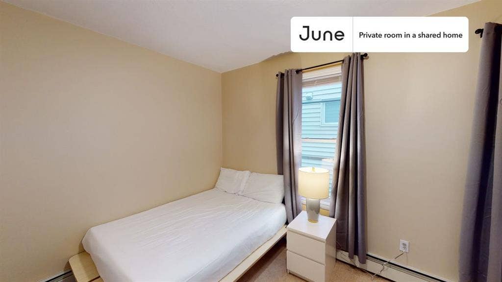 3 BR in Boston