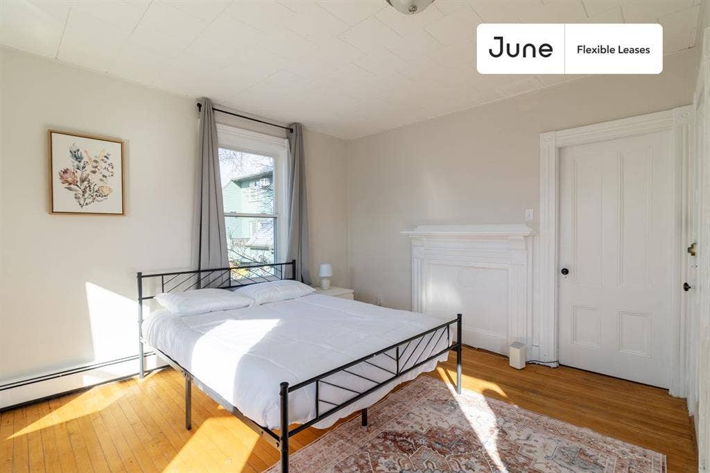 3 BR in Boston