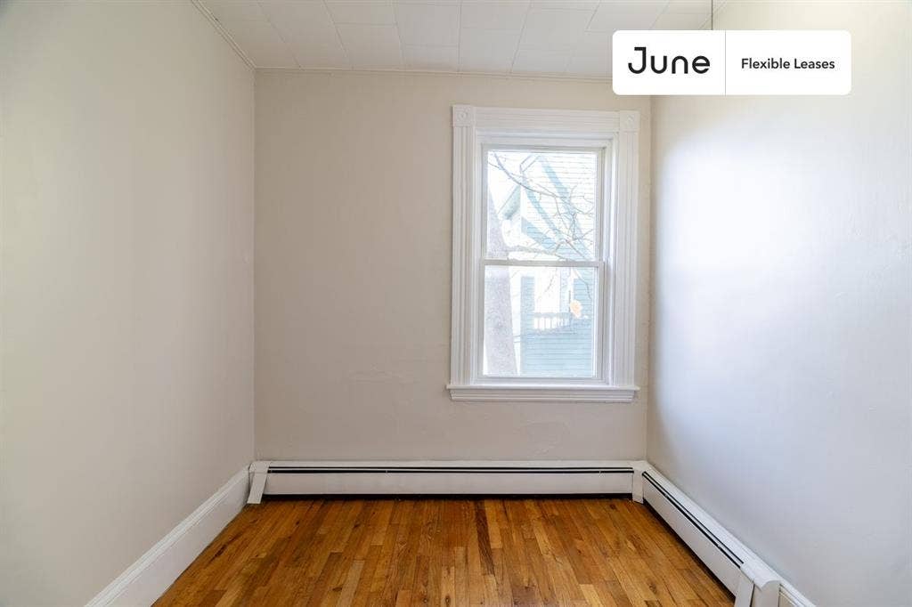 3 BR in Boston