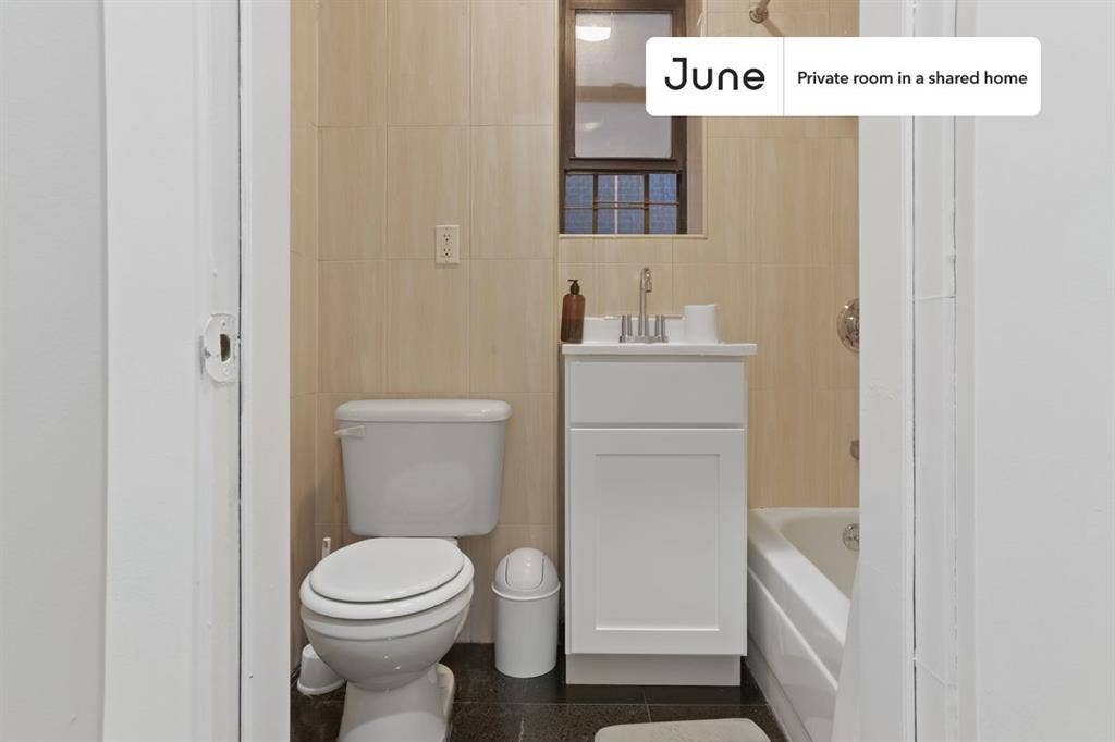 3 BR in New York City
