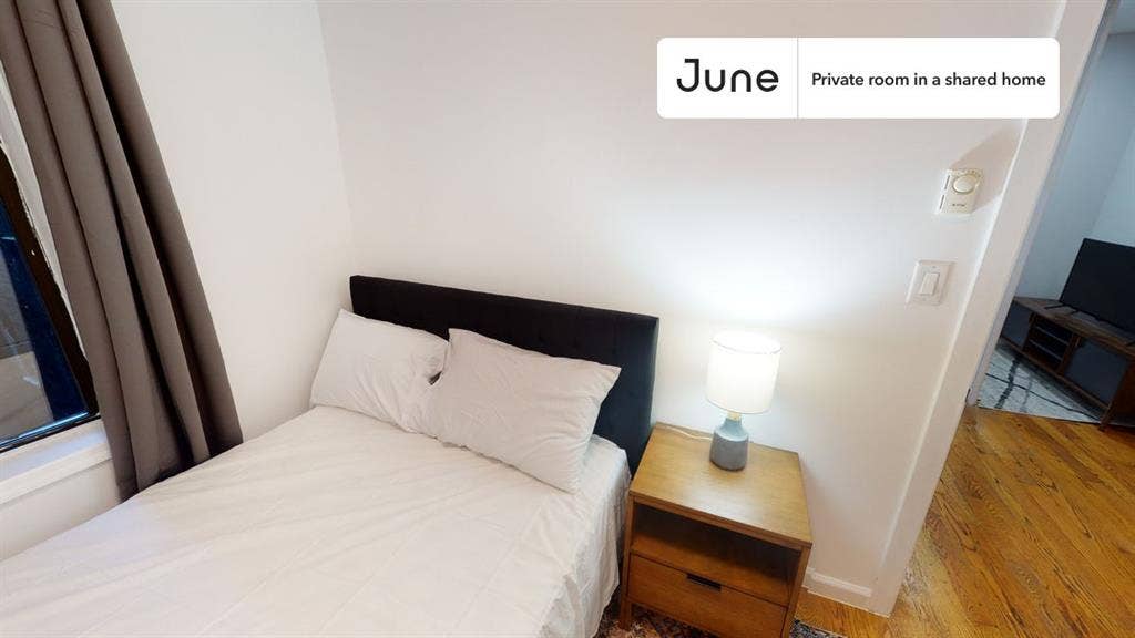 3 BR in New York City