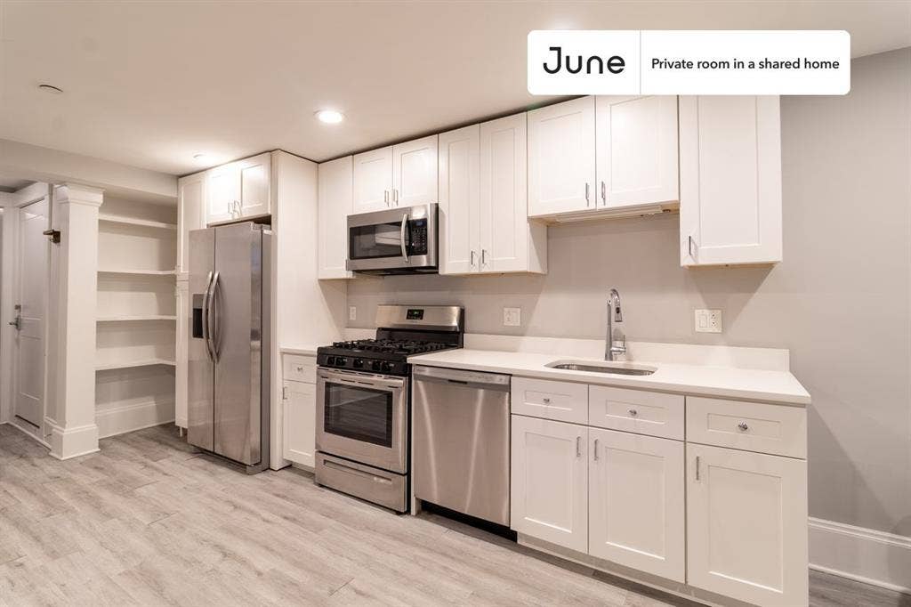 4 BR in Boston