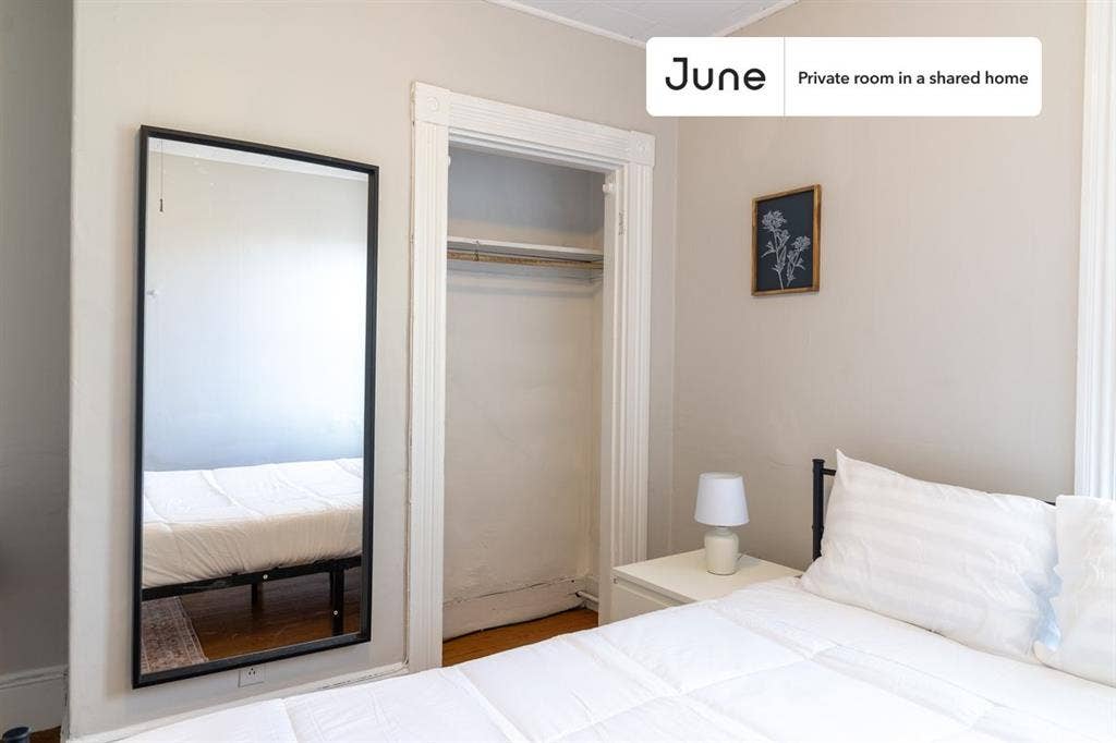 4 BR in Boston