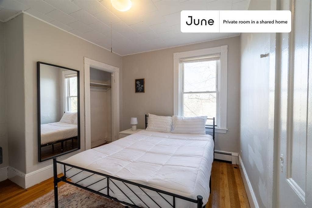 4 BR in Boston