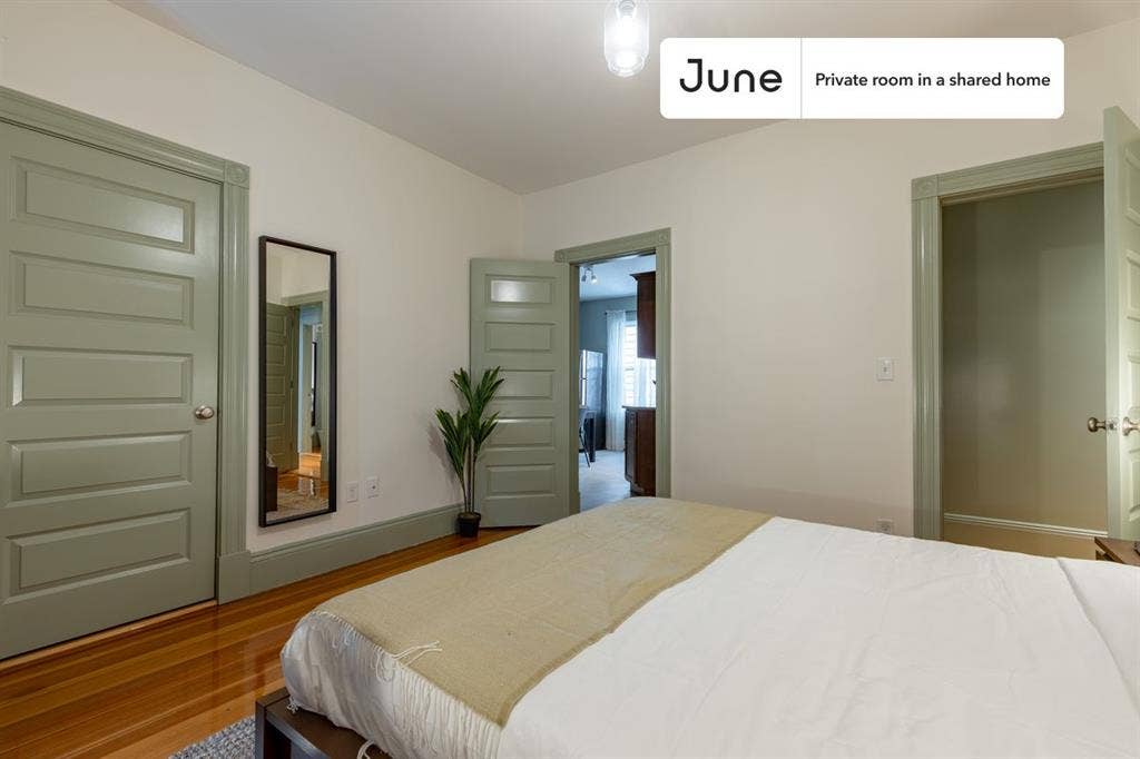 4 BR in Boston