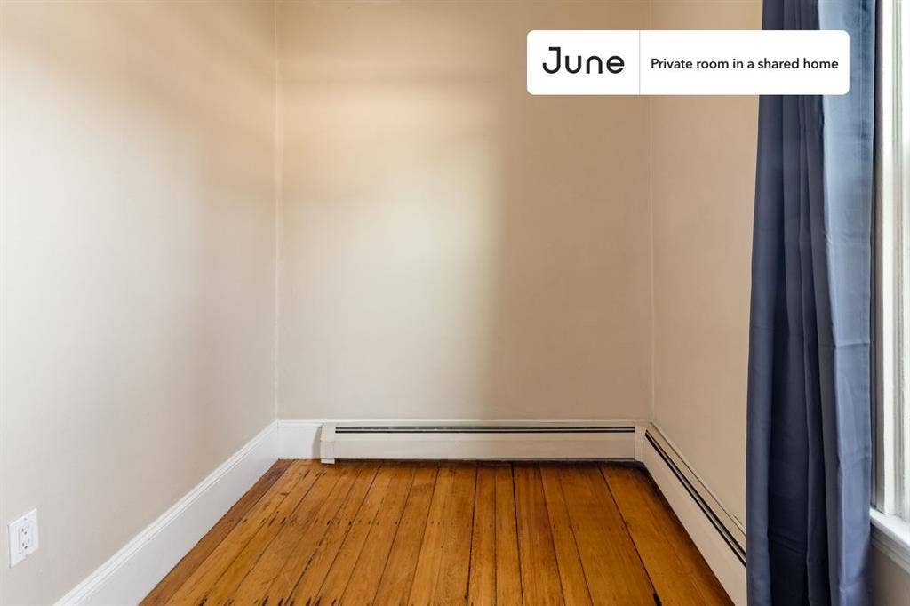 4 BR in Boston