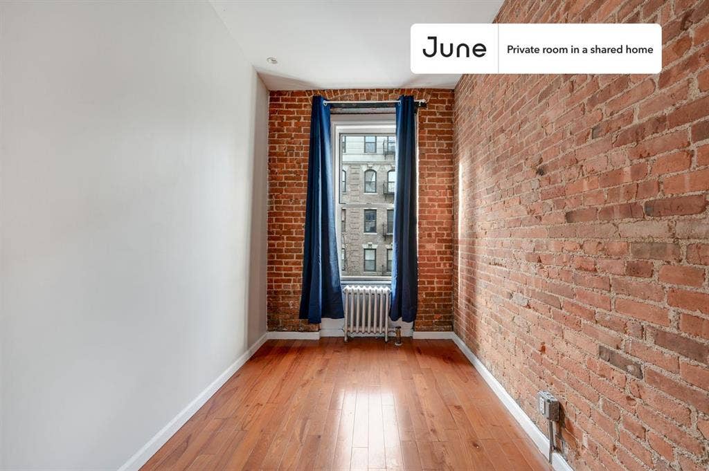2 BR in New York City