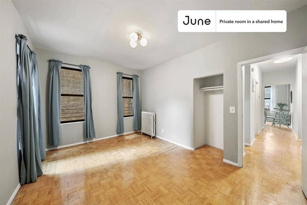 3 BR in New York City