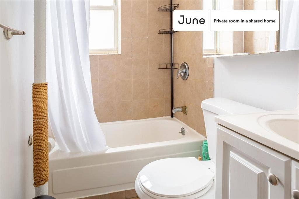 4 BR in New York City