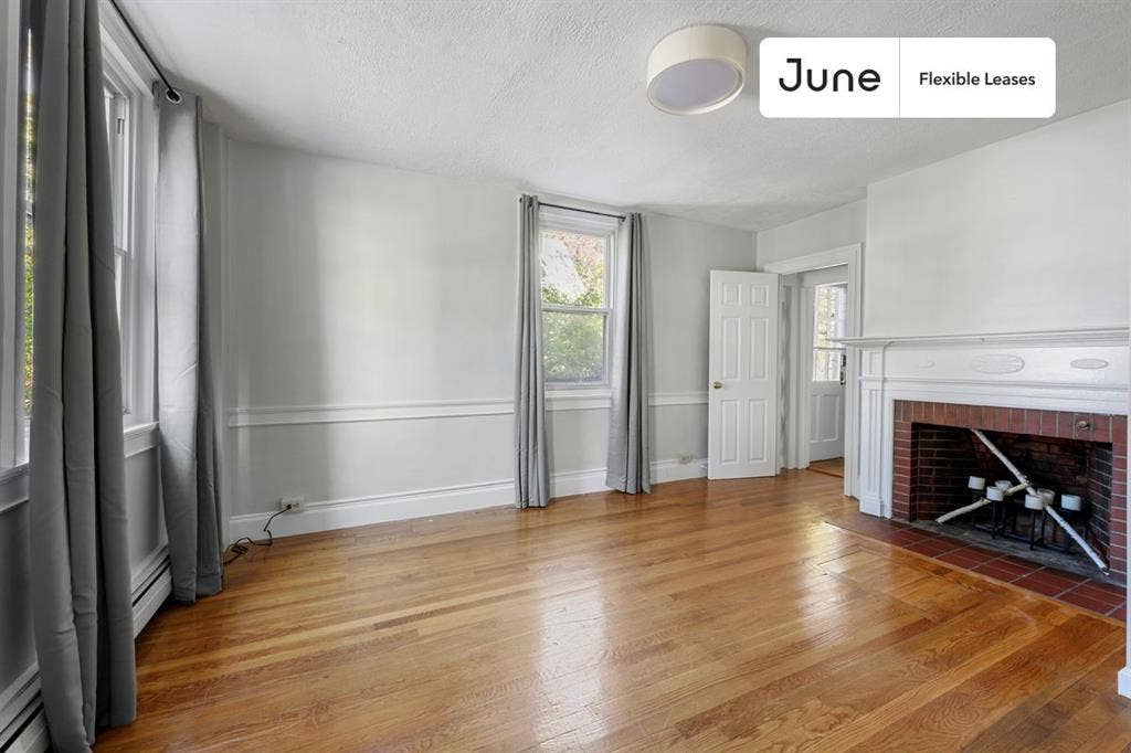 2 BR in Boston
