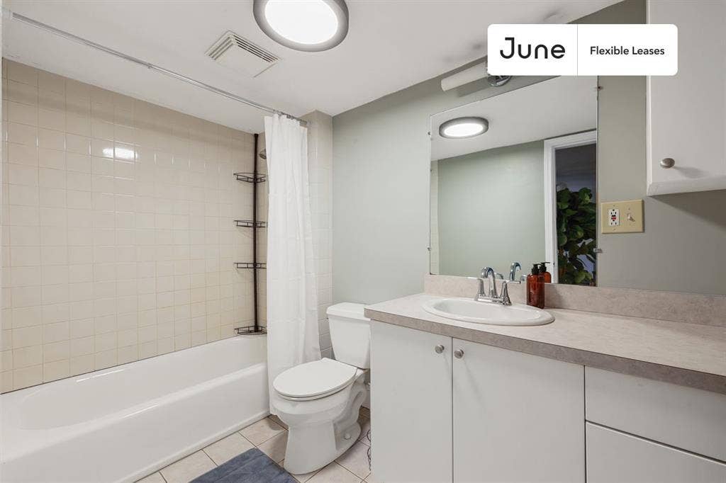 2 BR in Boston