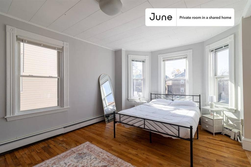 3 BR in Boston