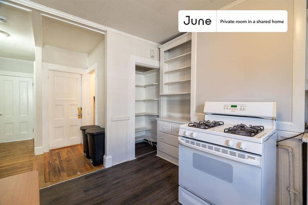 3 BR in Boston
