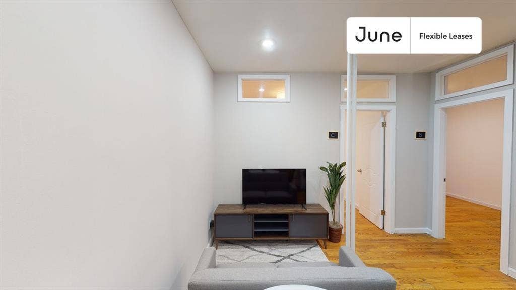 3 BR in New York City