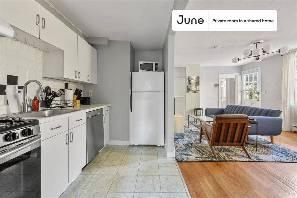 2 BR in Boston