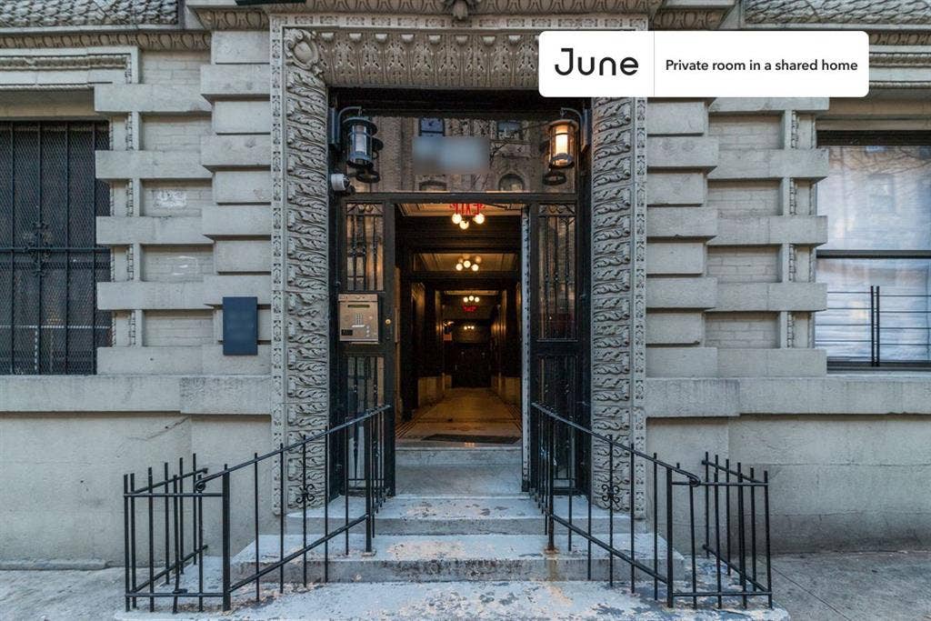 4 BR in New York City