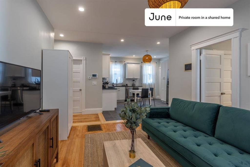 4 BR in Boston