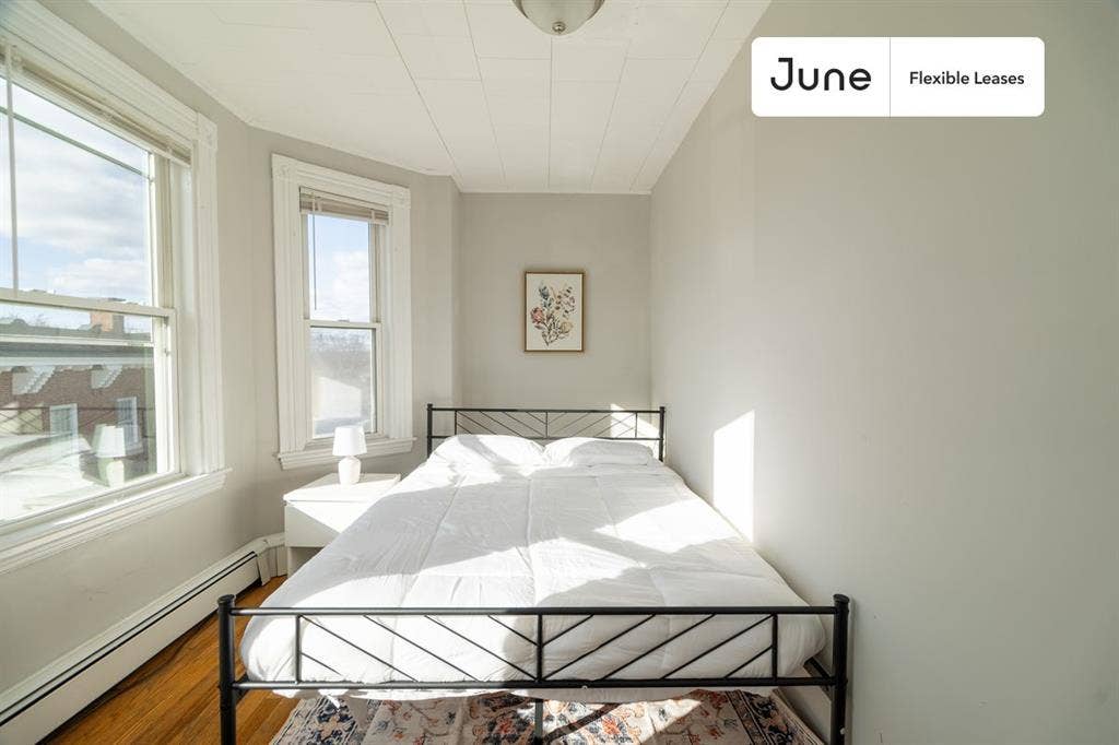 4 BR in Boston