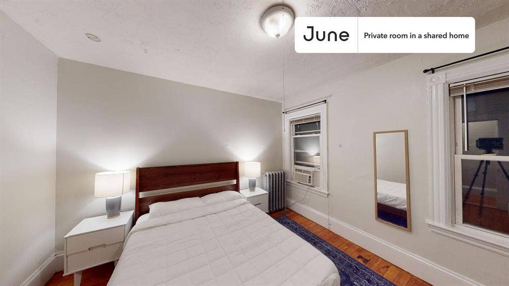 6 BR in Boston