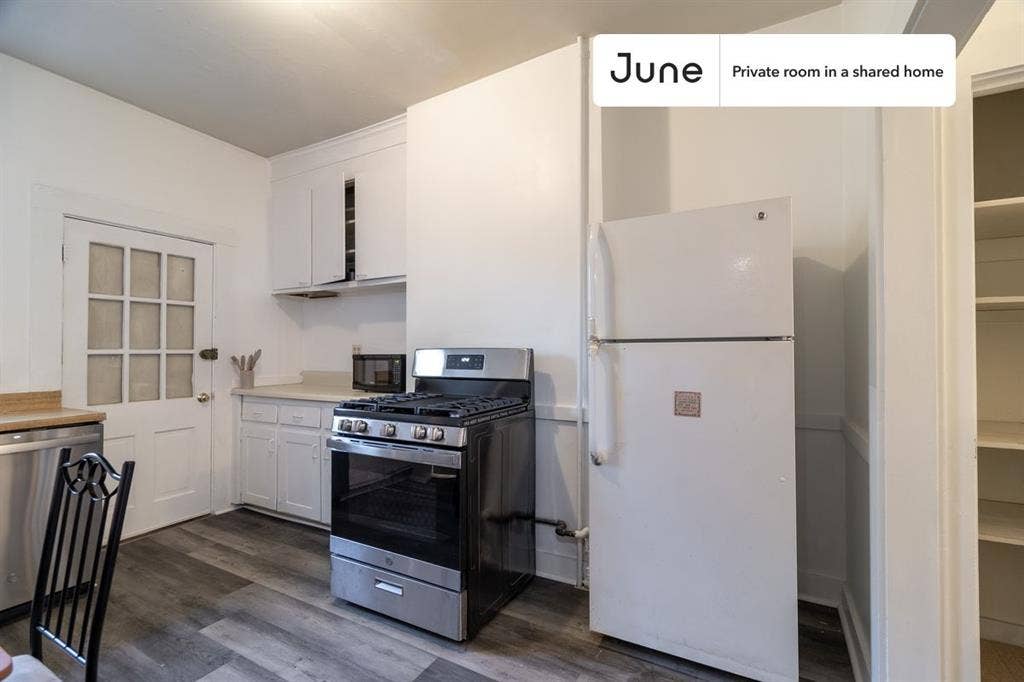 3 BR in Boston